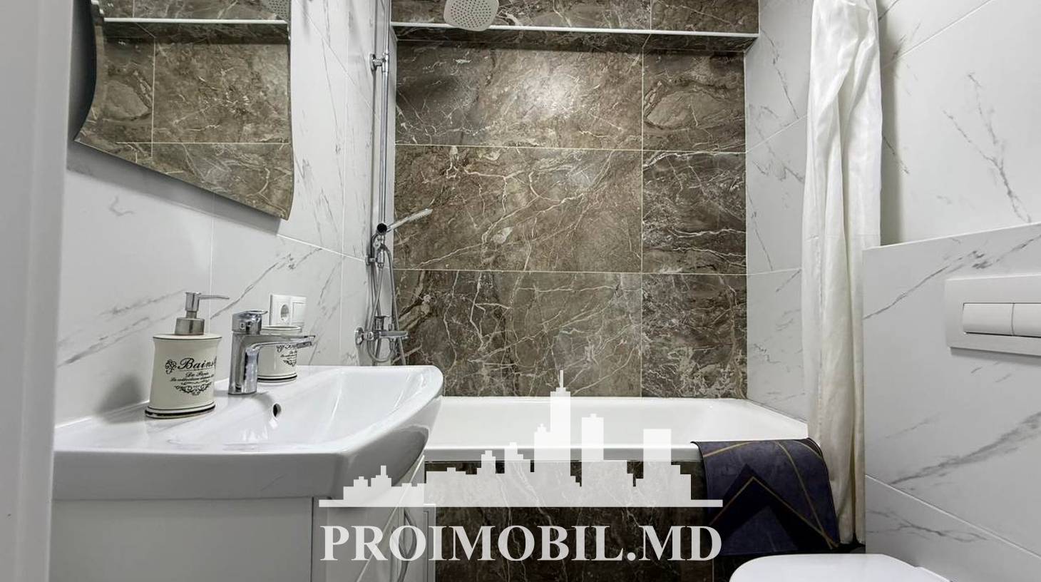 https://images.proimobil.md/1_SAlYoZIWpv5Uy_7y4uWFfyu_T5bkdnJsA-Dh_avYY/watermark:0.75:so:0:30:0.39/resize:fill:1460:816:1/gravity:ce/bG9jYWw6Ly8vZXN0YXRlL2xyL2VhODhmYTAzLTA3NjYtNGQ0ZC1hMDgxLTNmNWUyYmZhZGEzNC5qcGVn