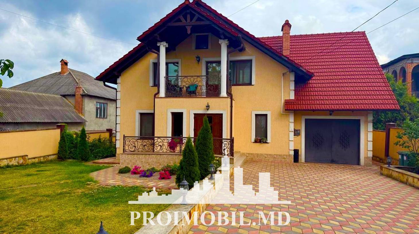 https://images.proimobil.md/1dSUC4kAhKAB72AKQwxB4tnE3GPywKr7Hzn2_pJZZLA/watermark:0.75:so:0:30:0.39/resize:fill:1460:816:1/gravity:ce/bG9jYWw6Ly8vZXN0YXRlL2xyL2YwMTBiYzQ0LTJjOGItNGU5NC1hOTI4LWM3ODYxYjhiZDViOC5qcGVn