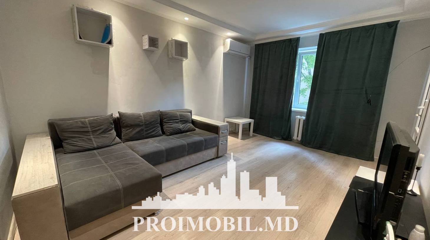 https://images.proimobil.md/1e6PKsFkYt2a3wlWopu0OtZN6zy4nn35hHxWQjhedYY/watermark:0.75:so:0:30:0.39/resize:fill:1460:816:1/gravity:ce/bG9jYWw6Ly8vZXN0YXRlL2xyL2QyNzAxMjQyLWMwMTEtNDMwYS1hODIxLTg5MTk5ZGNkYjhlZS5qcGVn
