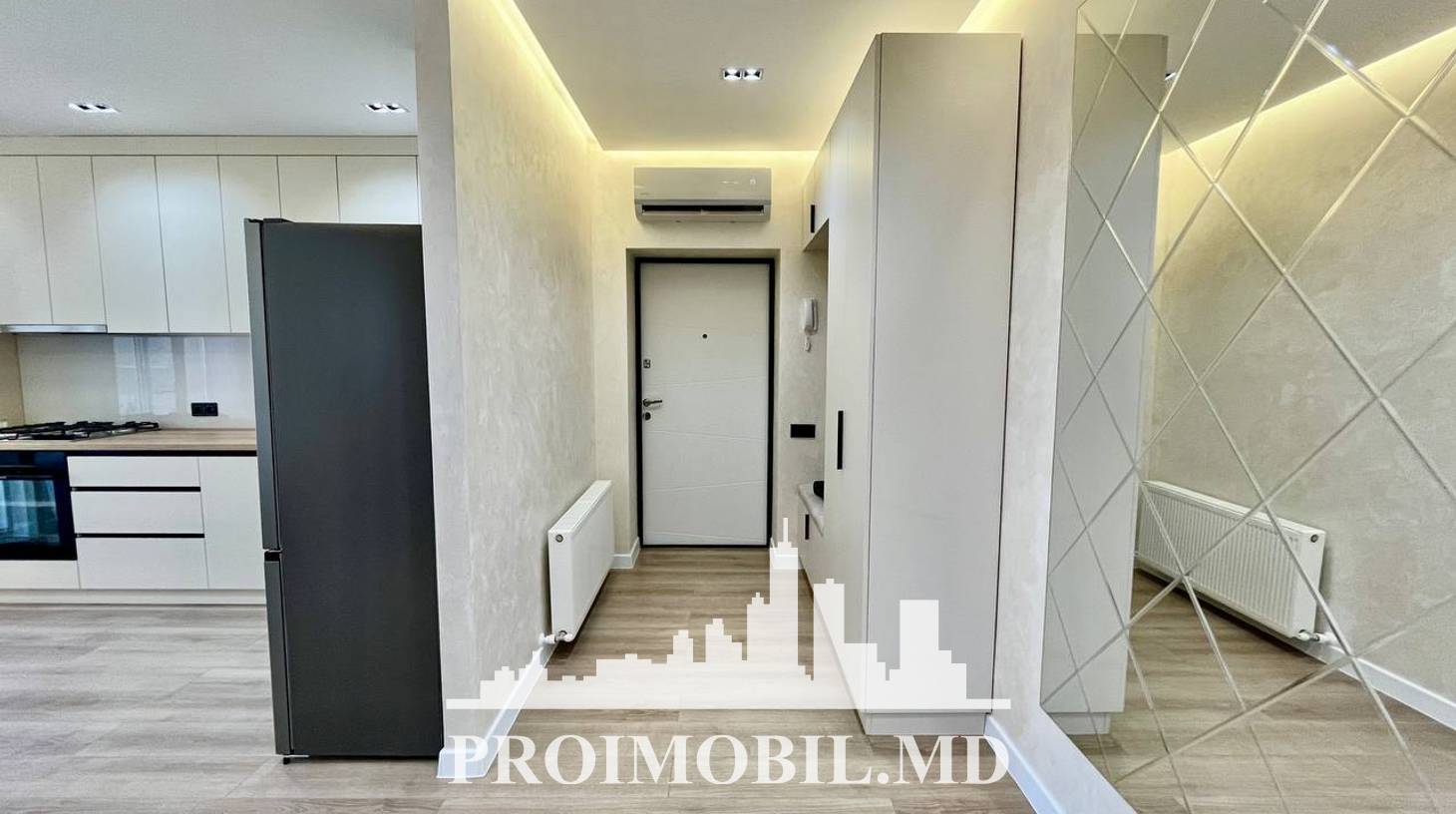 https://images.proimobil.md/1evozMP_Z4-oPtRbvw5Vva_UFmES155iOt1zaE087YU/watermark:0.75:so:0:30:0.39/resize:fill:1460:816:1/gravity:ce/bG9jYWw6Ly8vZXN0YXRlL2xyL2M3ZmEzYTEyLTlmY2YtNDkyZi1iNWU3LWI0MzEzNGNlNTAxZC5qcGVn