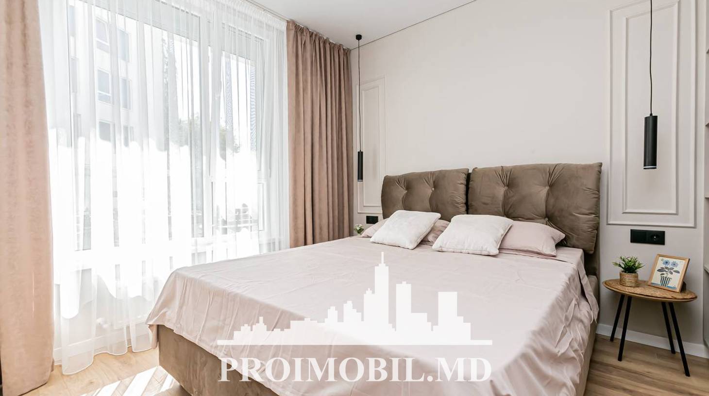 https://images.proimobil.md/1hH6TiaxFHrQ6Kt7UNqQe47tV7Gr3cI-WXe8ADT4yEo/watermark:0.75:so:0:30:0.39/resize:fill:1460:816:1/gravity:ce/bG9jYWw6Ly8vZXN0YXRlL2xyLzM4N2QyMzExLTU5Y2MtNDgzMS04OGI2LTJjYTZmODhkYTJkNy5qcGVn