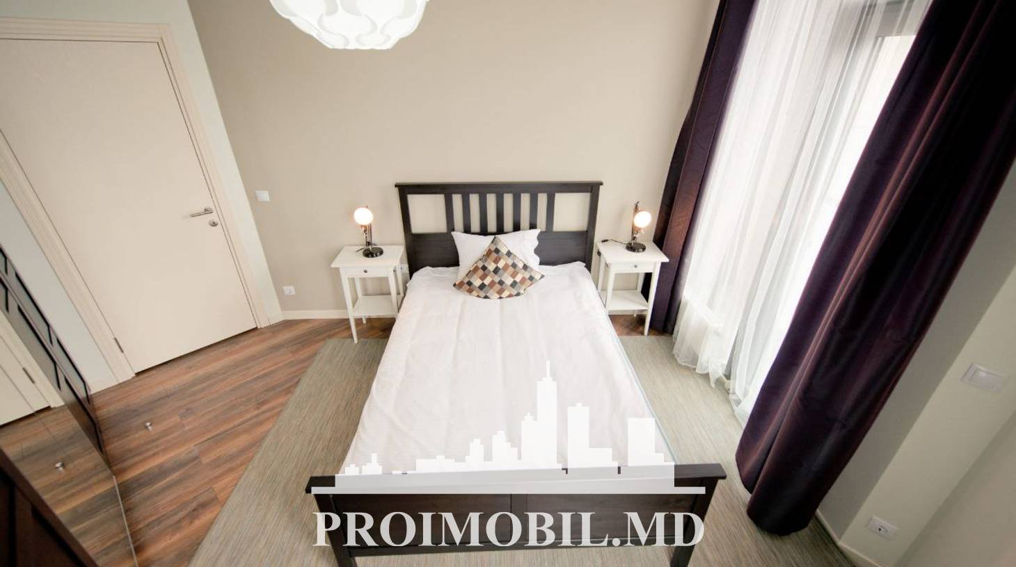https://images.proimobil.md/1jjd9IIhmoLfCcIX5JGfT2l18OGq8s0zVa1ujELprdA/watermark:0.75:so:0:30:0.39/resize:fill:1460:816:1/gravity:ce/bG9jYWw6Ly8vZXN0YXRlL2xyLzNmMWViOGQwLWVkN2ItNGI2Yi1hOWEzLTk5OTdjM2Y1YTU5OS5qcGVn