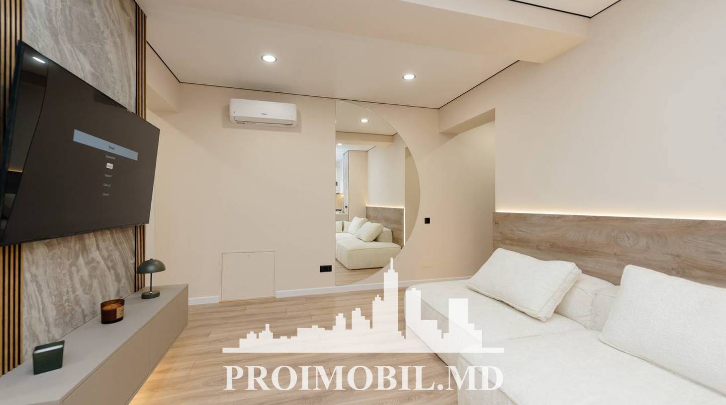 https://images.proimobil.md/1lt3p3obUkm-lu52hitDsJpGqsiikq1iDTPzN0y2ZFg/watermark:0.75:so:0:30:0.39/resize:fill:1460:816:1/gravity:ce/bG9jYWw6Ly8vZXN0YXRlL2xyLzk0M2U0MTE1LTk3ZmItNDRjMC05ZmRmLTMxZTdmN2NjYTE4YS5qcGVn