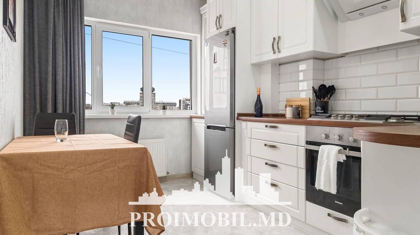 https://images.proimobil.md/1ntj7y3wpLu-or--cNkzOaMYBcb3pBX01OdoUDjVNEY/watermark:0.75:so:0:30:0.39/resize:fill:1460:816:1/gravity:ce/bG9jYWw6Ly8vZXN0YXRlL2xyLzdkMjgxZDM2LTRjMGUtNDE2ZC04OTU1LWNkMGIxNDhjOGY1Ni5qcGVn