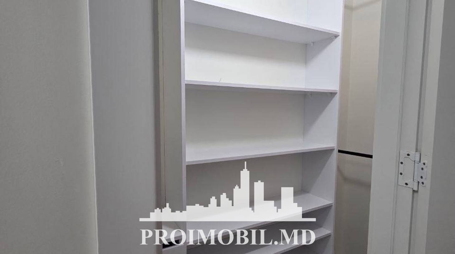 https://images.proimobil.md/1oCKxaY-HD611R2D42OdzEjbY1Z7MBWOm_pYfSZYyNE/watermark:0.75:so:0:30:0.39/resize:fill:1460:816:1/gravity:ce/bG9jYWw6Ly8vZXN0YXRlL2xyL2IzOGI2M2MwLTg3ODMtNGY4OS05NGE1LWY4MWFkMTM3NGJmMy5qcGVn