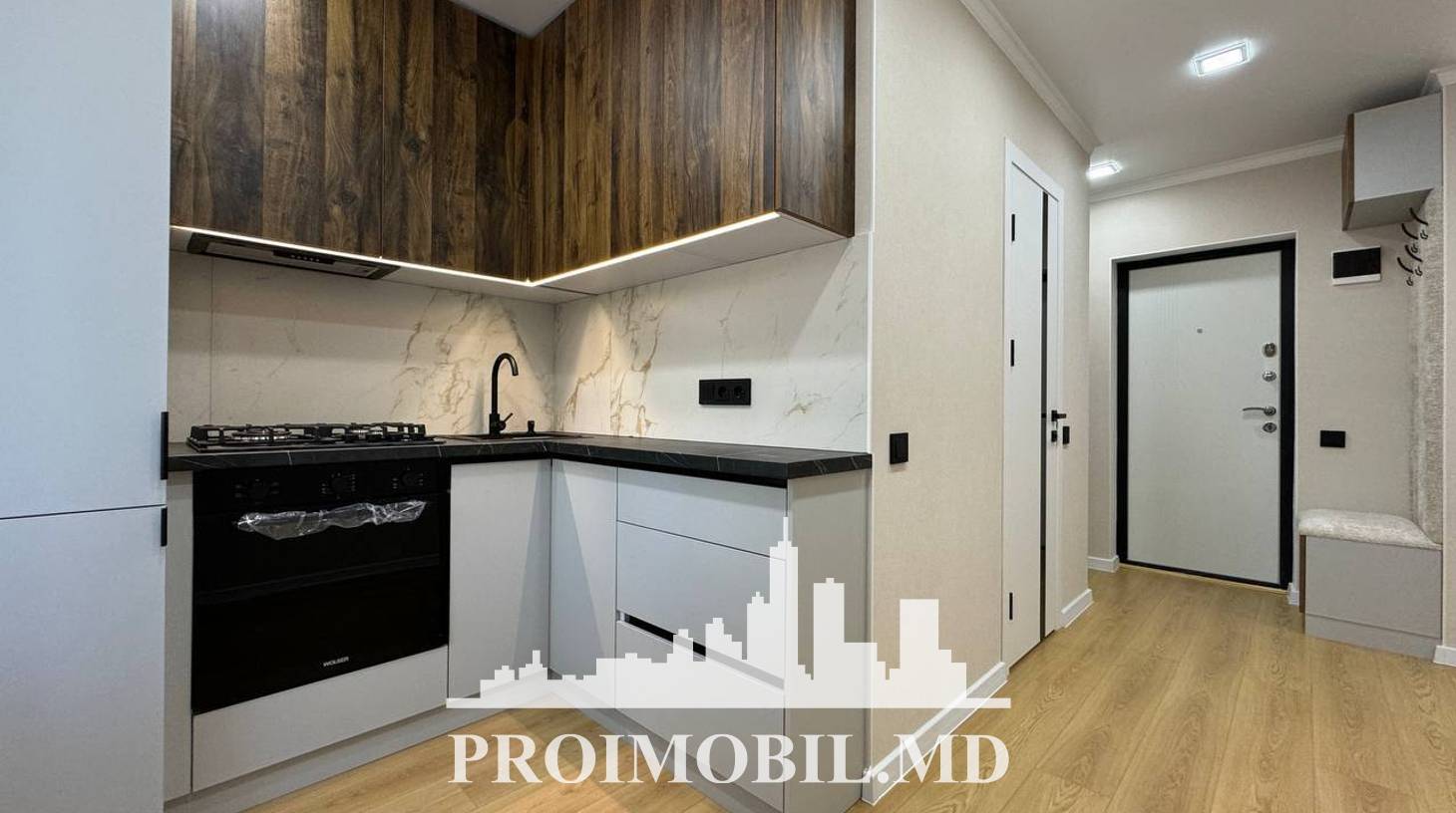 https://images.proimobil.md/1qqglH2FiJjJV2tFXBy4uL8-sln1TQC2FEHkFJahuzY/watermark:0.75:so:0:30:0.39/resize:fill:1460:816:1/gravity:ce/bG9jYWw6Ly8vZXN0YXRlL2xyL2RiOTI1NGIyLTVmODAtNDA5Yy1iYzkzLTkxY2Q1MDM0ZjVlNS5qcGVn