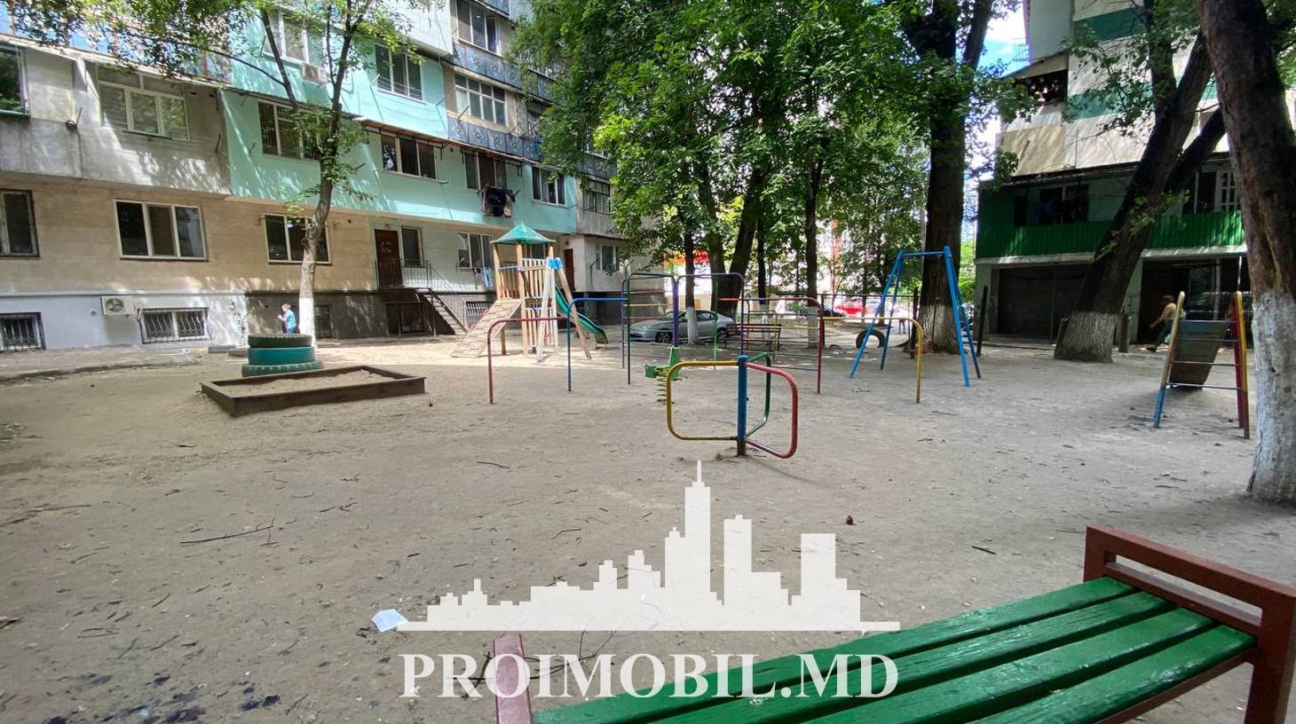 https://images.proimobil.md/20I2NExSvNKaGIB68-6S-27pwXy_eR2tQMaPwMiOpU0/watermark:0.75:so:0:30:0.39/resize:fill:1460:816:1/gravity:ce/bG9jYWw6Ly8vZXN0YXRlL2xyLzdlYmNjNWYxLTkwMzktNDNjZi05NzEyLTE4OTUzYzk0ZTI4Ny5qcGVn