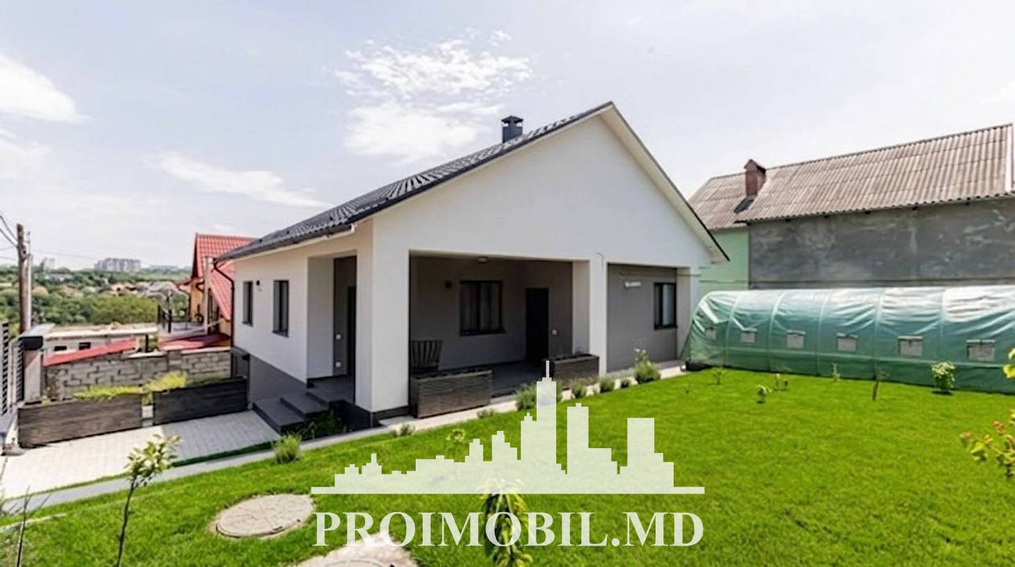 https://images.proimobil.md/23FzqHR3xqMPkXCX-vugL8n-dJw1I5cnW2sFeReRHsY/watermark:0.75:so:0:30:0.39/resize:fill:1460:816:1/gravity:ce/bG9jYWw6Ly8vZXN0YXRlL2xyL2UwZGI1MmIzLTkwMjctNDZjMC04MzJlLWY0OTYyMjhmODE2ZS5qcGVn