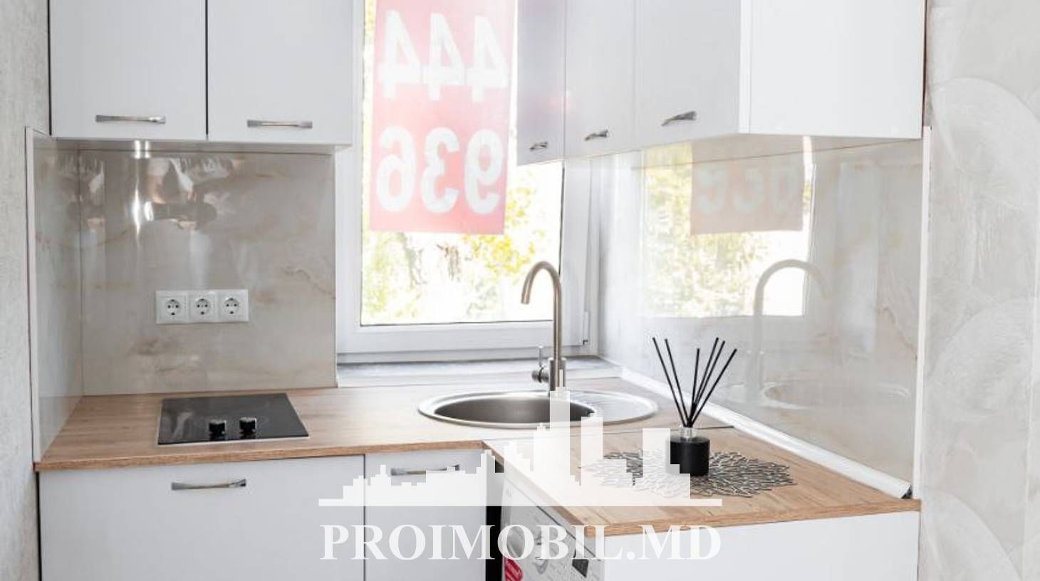 https://images.proimobil.md/2735AtEtOnQliP_0JpJMJRG5W5mhpMxvR9e3ZBfjoDA/watermark:0.75:so:0:30:0.39/resize:fill:1460:816:1/gravity:ce/bG9jYWw6Ly8vZXN0YXRlL2xyL2Y4NDM4OGMwLTlkOWYtNDM1Ny05ZTJhLTIwYWIwZjE2NDNmOS5qcGVn