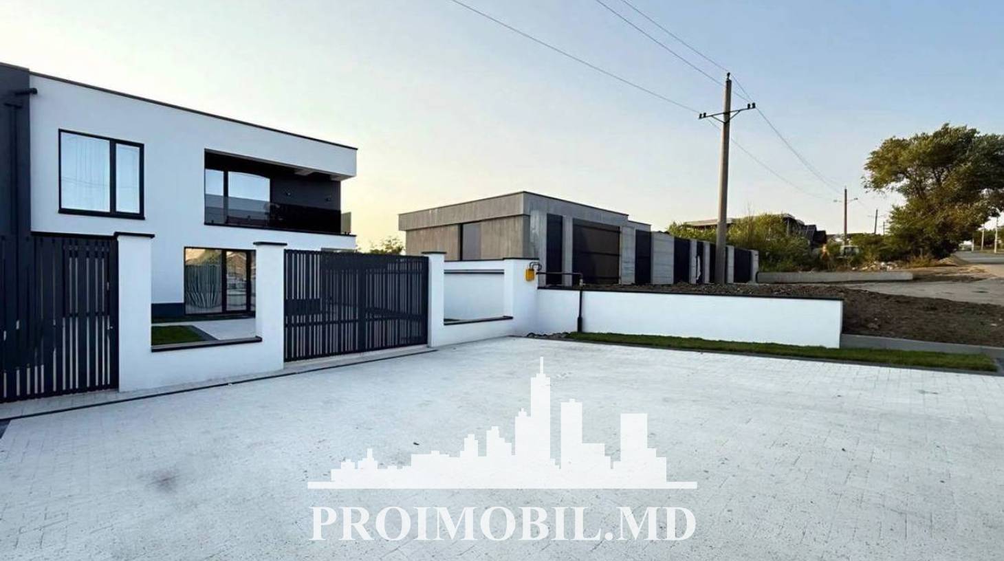 https://images.proimobil.md/29N5b-M45Fy6D9qlxCQYMczVMLEV8g6cDclbJ__q2ac/watermark:0.75:so:0:30:0.39/resize:fill:1460:816:1/gravity:ce/bG9jYWw6Ly8vZXN0YXRlL2xyLzY4OGQ2MGE0LWUyNWYtNDc5My1iMGZmLTY3ZWRkNWYzOGQ4OS5qcGVn