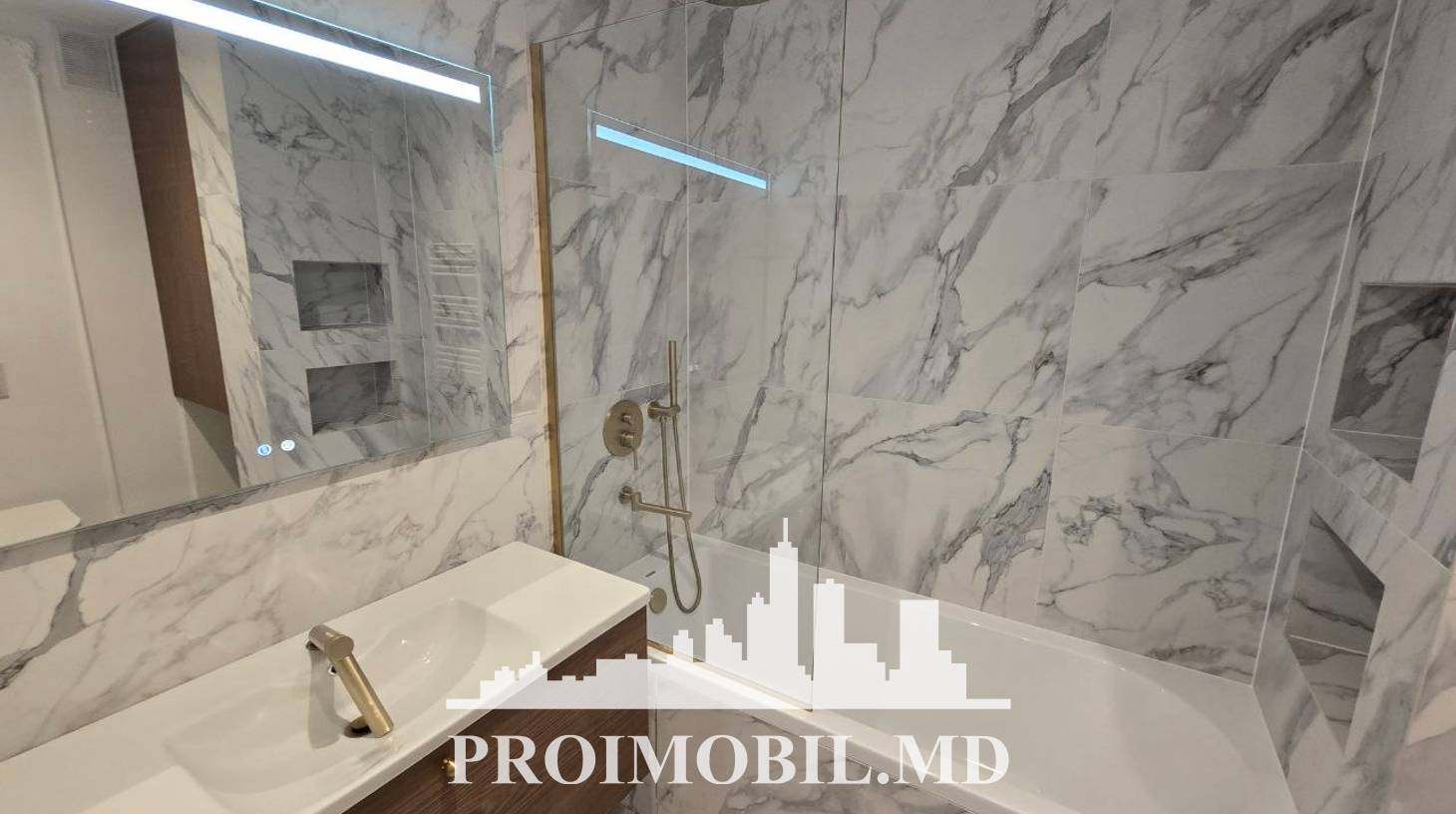 https://images.proimobil.md/2ATu6RKM81C_zb9rrtutFeIKdvuMY1nhv1tJI7vSjrY/watermark:0.75:so:0:30:0.39/resize:fill:1460:816:1/gravity:ce/bG9jYWw6Ly8vZXN0YXRlL2xyL2NlNzExMjEwLWI2MzgtNDQyMi04OTU1LTllZWNmN2NkYjMwNS5qcGVn