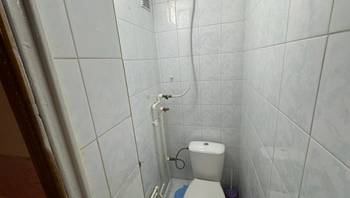 https://images.proimobil.md/2Ev5YDXSDzTzSdLNuiqusMQXE5Axu9hvx8Spip0ATmI/resize:fill:350:198:1/gravity:ce/bG9jYWw6Ly8vZXN0YXRlL2xyLzY0NDIzOWUyLTQyZWYtNDE4MS05OGZhLTY4NTg0YTQ5NDc0MS5qcGVn