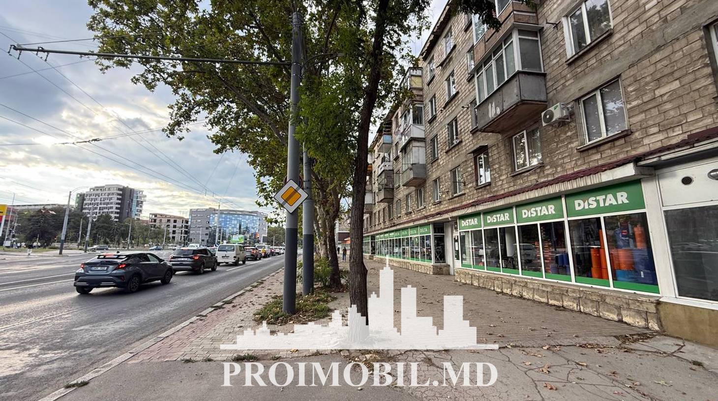 https://images.proimobil.md/2GDn8sxs0TVAWgYlesLkdXdxJ7zTSZB2gxvKo-FvX6U/watermark:0.75:so:0:30:0.39/resize:fill:1460:816:1/gravity:ce/bG9jYWw6Ly8vZXN0YXRlL2xyL2Y5MWY4YjI4LTk1MzgtNDFkYS1iOWUzLWNlMWQ2NzFkZmFjMC5qcGVn