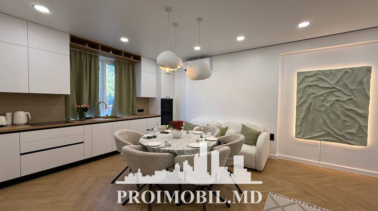 https://images.proimobil.md/2HBoSrPS8cEE9mBWjemAU_L82EwkDFUE4d7N5CsqCqA/watermark:0.75:so:0:30:0.39/resize:fill:1460:816:1/gravity:ce/bG9jYWw6Ly8vZXN0YXRlL2xyL2YxOGJhOWYzLWMzMjUtNDFkMi05MjE4LTlhZmQ1MzFlYzFlNi5qcGVn