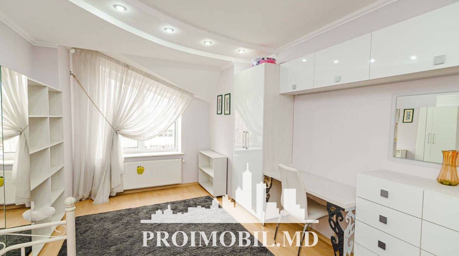 https://images.proimobil.md/2JbV2bzRtzPaMPl1aDGuhFIqc3xoY85b_LBQoIPUdeI/watermark:0.75:so:0:30:0.39/resize:fill:1460:816:1/gravity:ce/bG9jYWw6Ly8vZXN0YXRlL2xyL2Q0YWRkM2M4LWVmZjItNGE4Zi1iMGVlLWIwN2QzN2E5Y2Y2Ny5qcGVn
