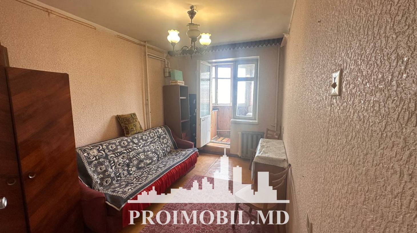 https://images.proimobil.md/2JdlVv55ZDPEWvLlIz9tJPoEkpsUZeKJVF6hgTAZI6k/watermark:0.75:so:0:30:0.39/resize:fill:1460:816:1/gravity:ce/bG9jYWw6Ly8vZXN0YXRlL2xyLzY5OWNmNTQyLTRmN2ItNDhkOC1hZmU3LTFiMGUzNmFmNjdhNy5qcGVn