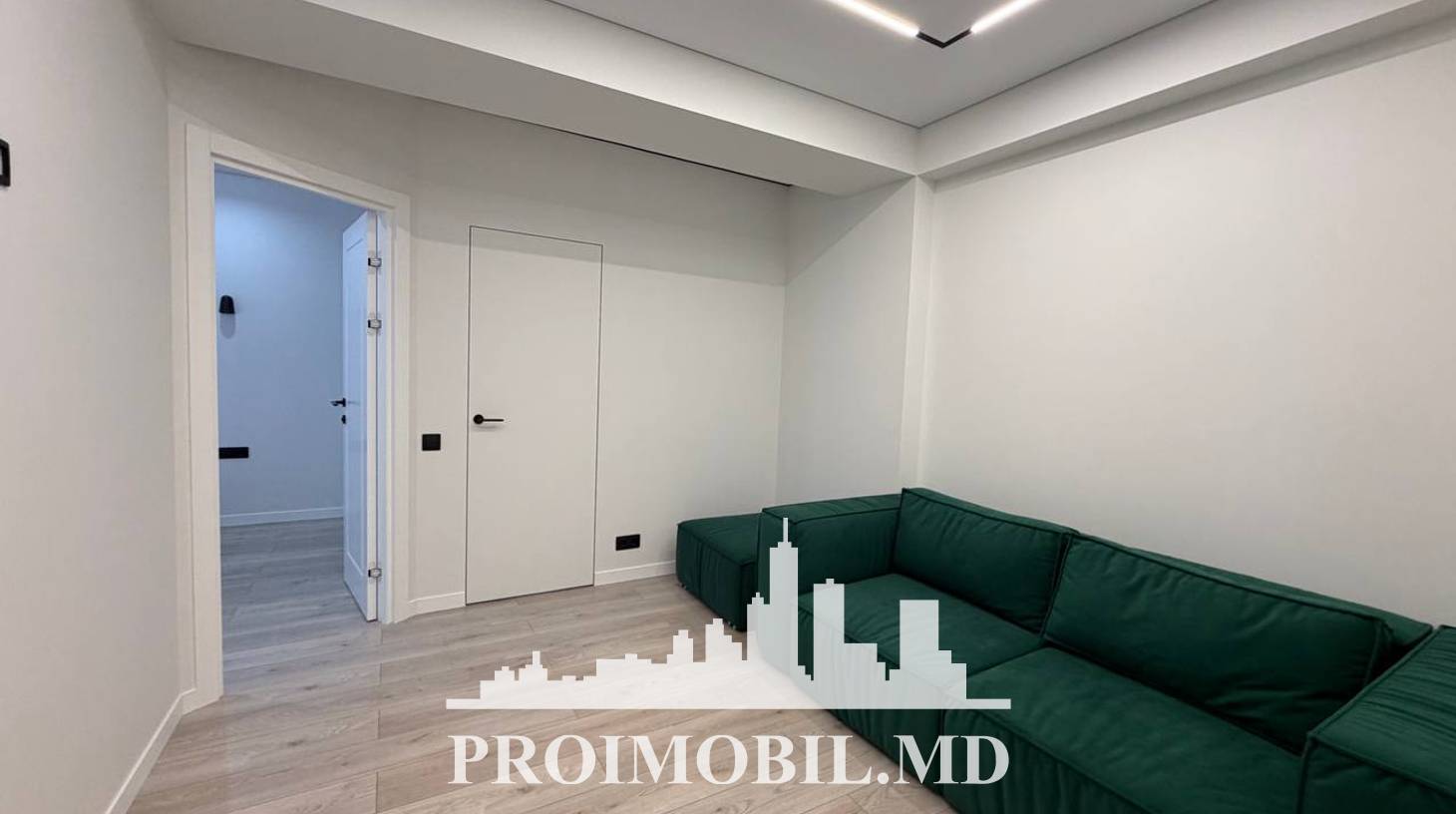 https://images.proimobil.md/2M-hRnlK4Rq5jHyc6rgPhCcaZzFeObm1x4kA2L67Jyo/watermark:0.75:so:0:30:0.39/resize:fill:1460:816:1/gravity:ce/bG9jYWw6Ly8vZXN0YXRlL2xyL2M0MmQ1M2Y3LTI2NjktNDE1NS05MGZmLTQ5NTllZDIzZjIwMS5qcGVn