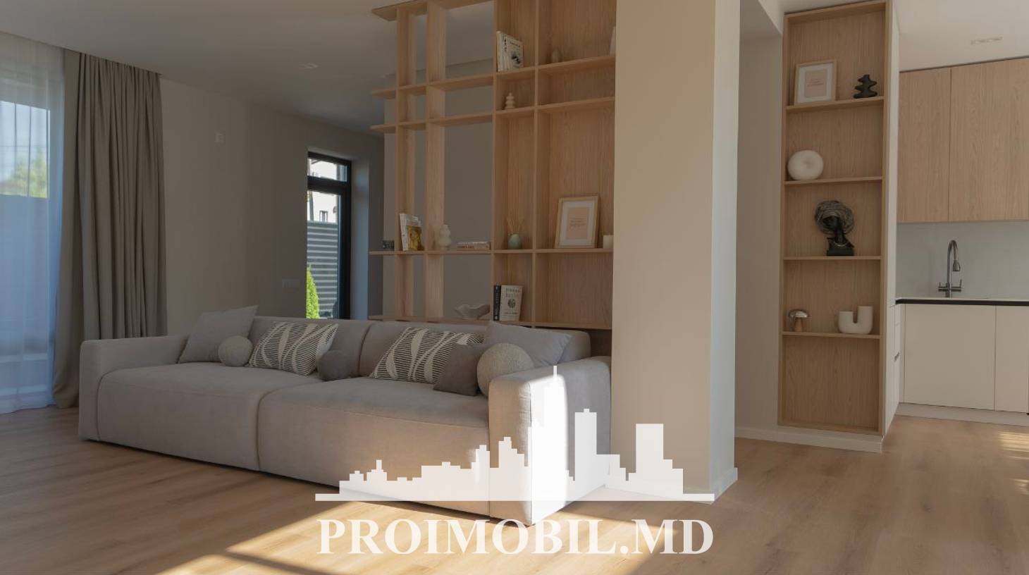https://images.proimobil.md/2MKvT0pIHg692ipxyB9IJSm06HLFOBLMZrt79V2XwEo/watermark:0.75:so:0:30:0.39/resize:fill:1460:816:1/gravity:ce/bG9jYWw6Ly8vZXN0YXRlL2xyL2ExNzhiMzdlLTliYjctNDFjOC04MzhmLWI2ODQ0N2RiZThhMC5qcGVn