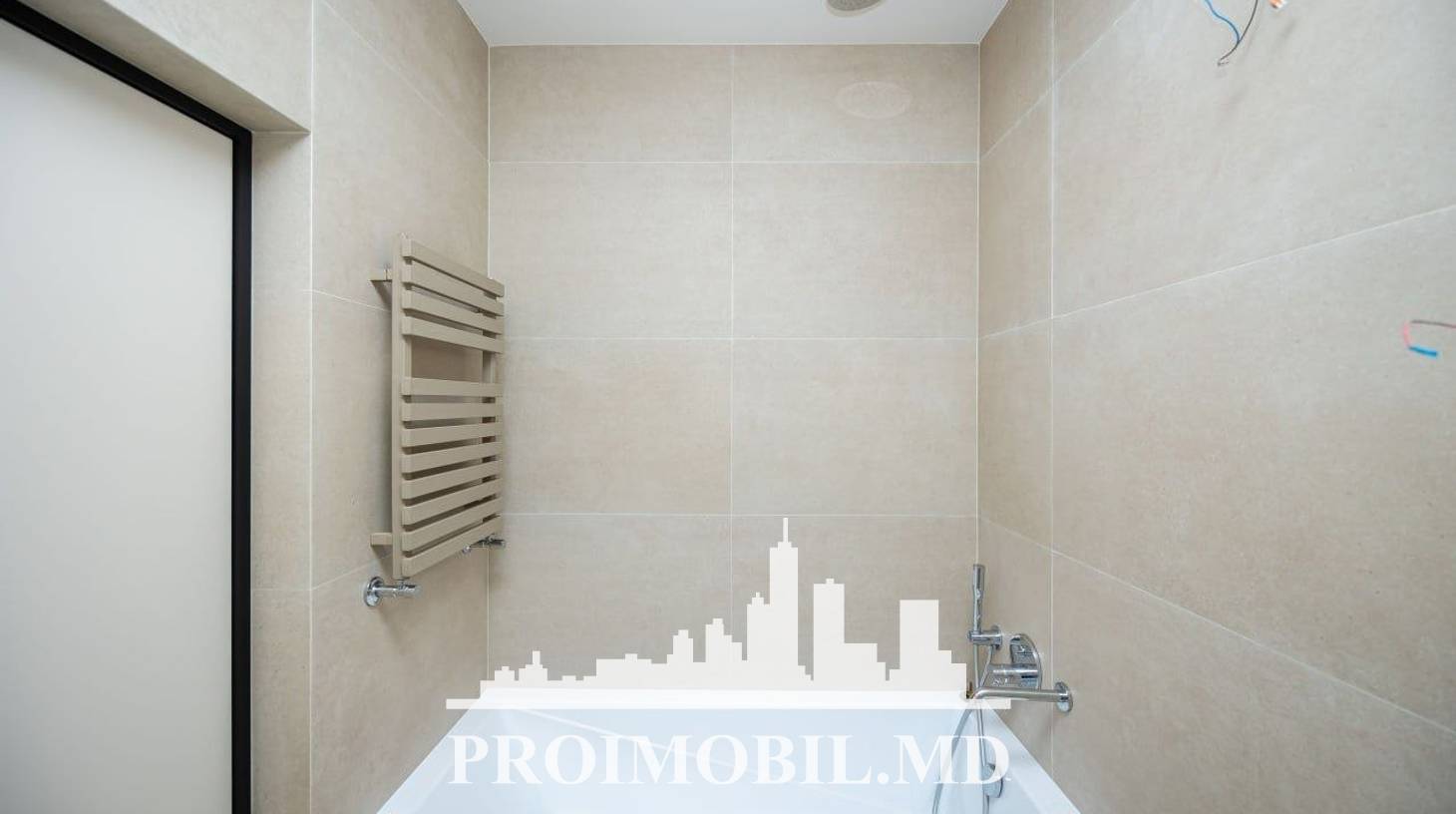 https://images.proimobil.md/2VgeBKqhlOhWAisvQ9O87bFZSC4ANnuhtAiG862_cB0/watermark:0.75:so:0:30:0.39/resize:fill:1460:816:1/gravity:ce/bG9jYWw6Ly8vZXN0YXRlL2xyL2FkZWRjNWZhLThhNTctNGNjZS1iY2ZiLTA3ZDA1ZDRmNTE2Ny5qcGVn