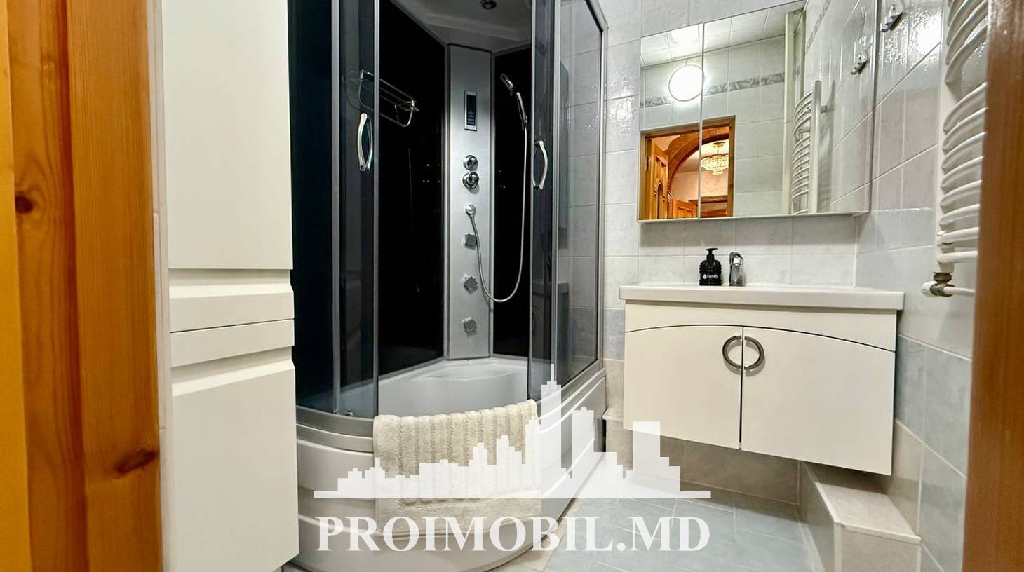 https://images.proimobil.md/2X63jq6Mp0v7Y9OrqHRjSkiUvYYcUOQMbIjst21rALA/watermark:0.75:so:0:30:0.39/resize:fill:1460:816:1/gravity:ce/bG9jYWw6Ly8vZXN0YXRlL2xyL2MxMDQwNDVkLTdkNWItNDI1Yy1hNTUzLTk3OWY1NTBmODhhZi5qcGVn