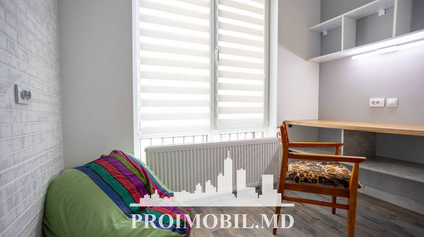 https://images.proimobil.md/2XmmJxz8hYtFRIMl6hQgrq7BudjQXuFsmm5lUKelpzc/watermark:0.75:so:0:30:0.39/resize:fill:1460:816:1/gravity:ce/bG9jYWw6Ly8vZXN0YXRlL2xyLzU1OWU0OWUzLWY3NmEtNDk4MS1iZDIyLWIwYjFlYzVmZWRlMC5qcGVn