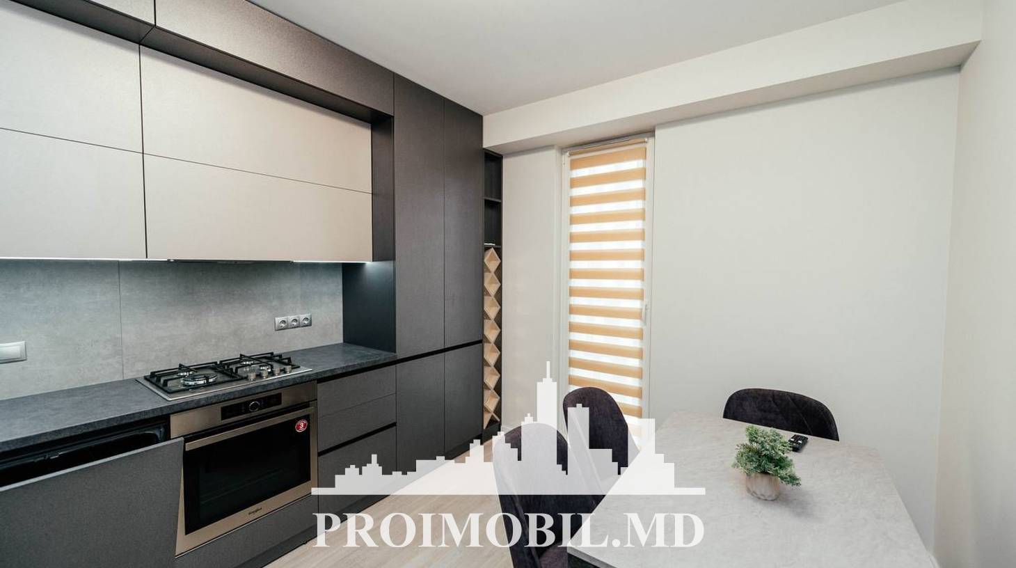 https://images.proimobil.md/2Y1j2MMyArM-Cz8sLrOmBDKeVY25C9Uo6D1OVJh2W9Y/watermark:0.75:so:0:30:0.39/resize:fill:1460:816:1/gravity:ce/bG9jYWw6Ly8vZXN0YXRlL2xyLzM3YTY2MDBjLTE3ODEtNGIyYS05MzYxLTFiMmUyZTdlNTlkOC5qcGVn