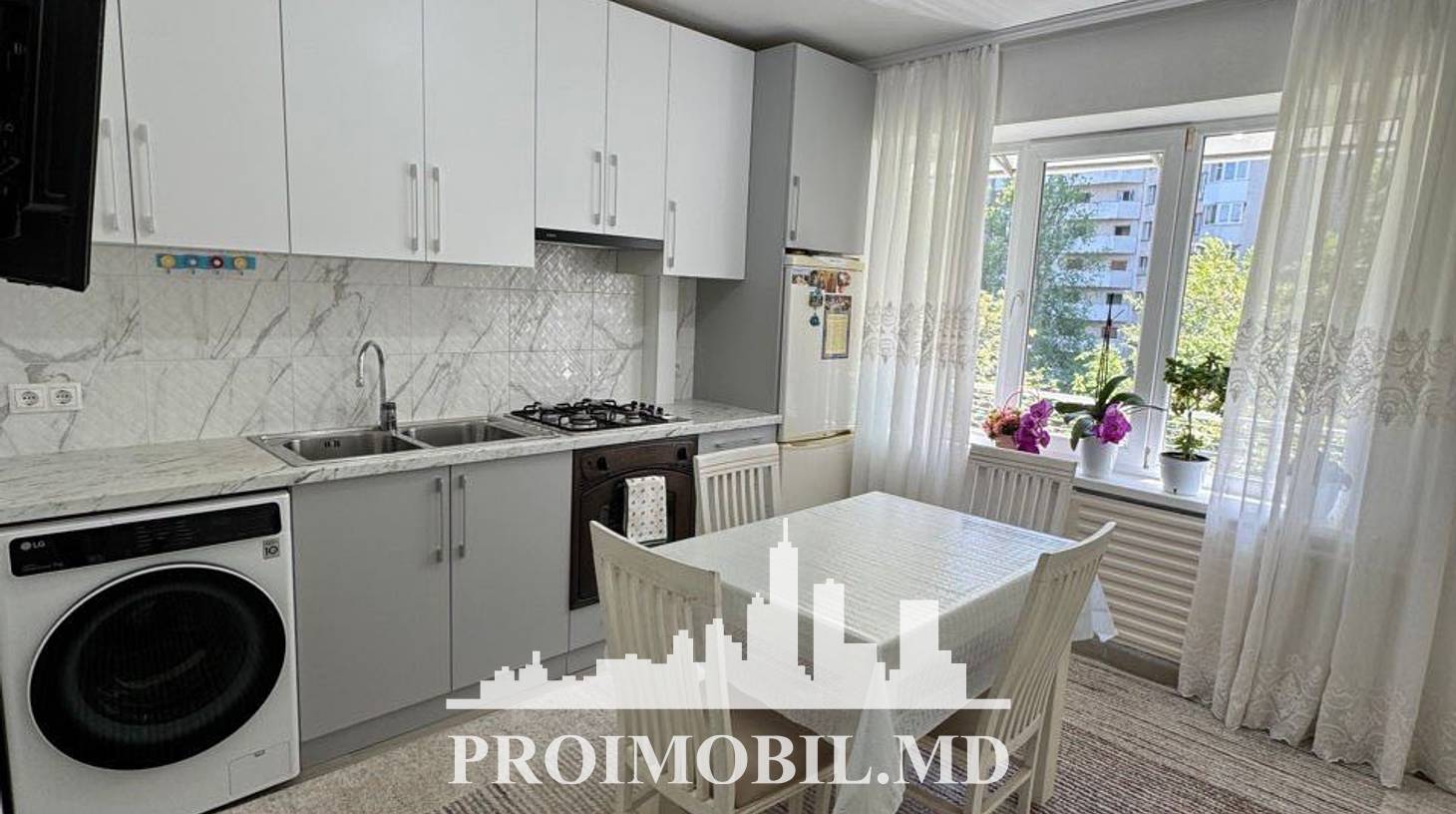 https://images.proimobil.md/2ZX0UAve_yE1JDUUE_wIb50Uyk-AK4BHwd3wves-cOU/watermark:0.75:so:0:30:0.39/resize:fill:1460:816:1/gravity:ce/bG9jYWw6Ly8vZXN0YXRlL2xyLzQ3YmI1NTVjLTRmYmQtNGViZC1hNjE3LTJlNDg3NzljYWMxYS5qcGVn