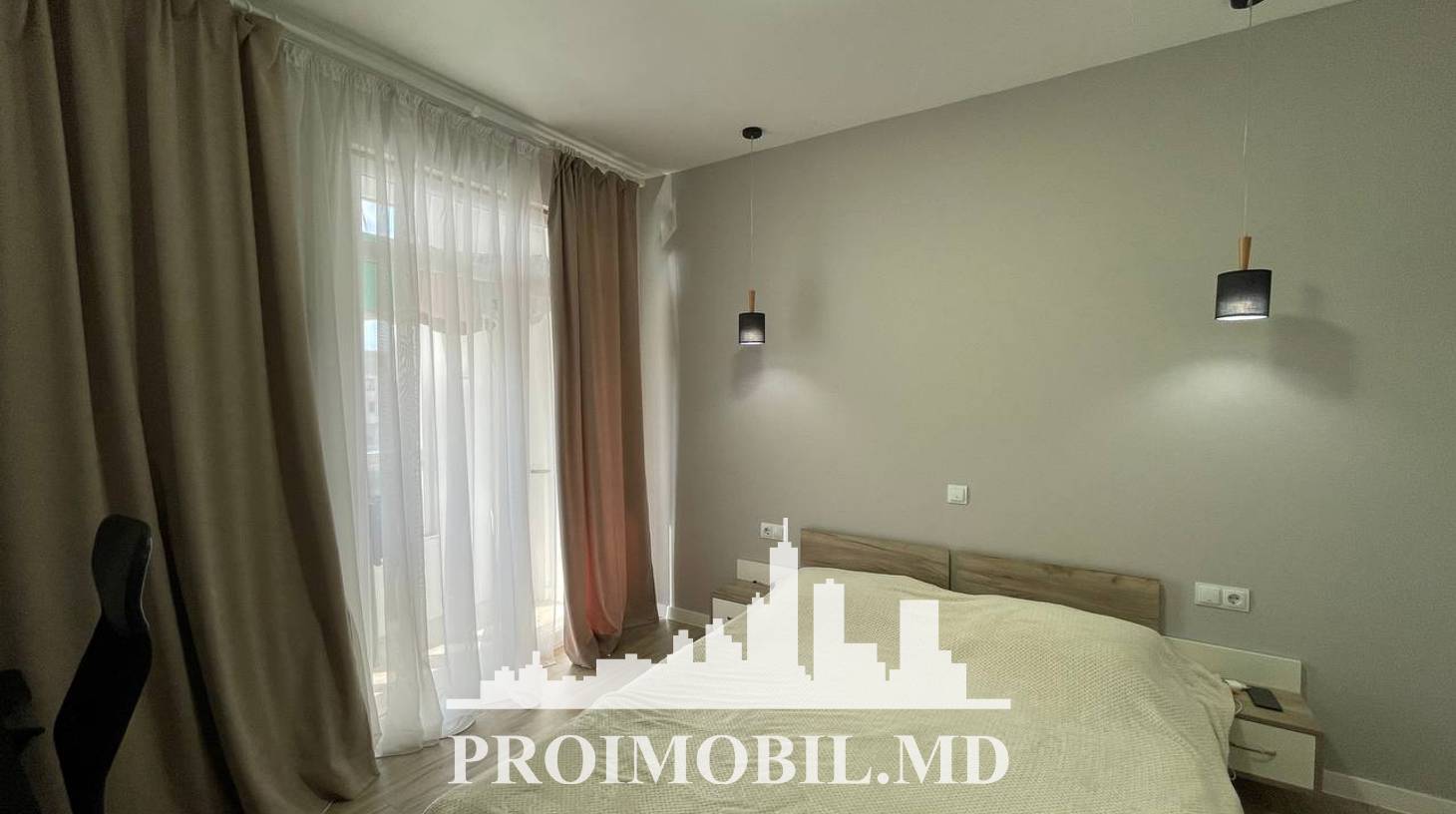 https://images.proimobil.md/2a5n0GgxezztMZvqXhVDKGtKW9mSzfni8ZwIR9VYtRE/watermark:0.75:so:0:30:0.39/resize:fill:1460:816:1/gravity:ce/bG9jYWw6Ly8vZXN0YXRlL2xyL2JmNDllNjVlLWExZGYtNDA1Yy05ZTI4LTNlNzA1N2RlOTliMS5qcGVn