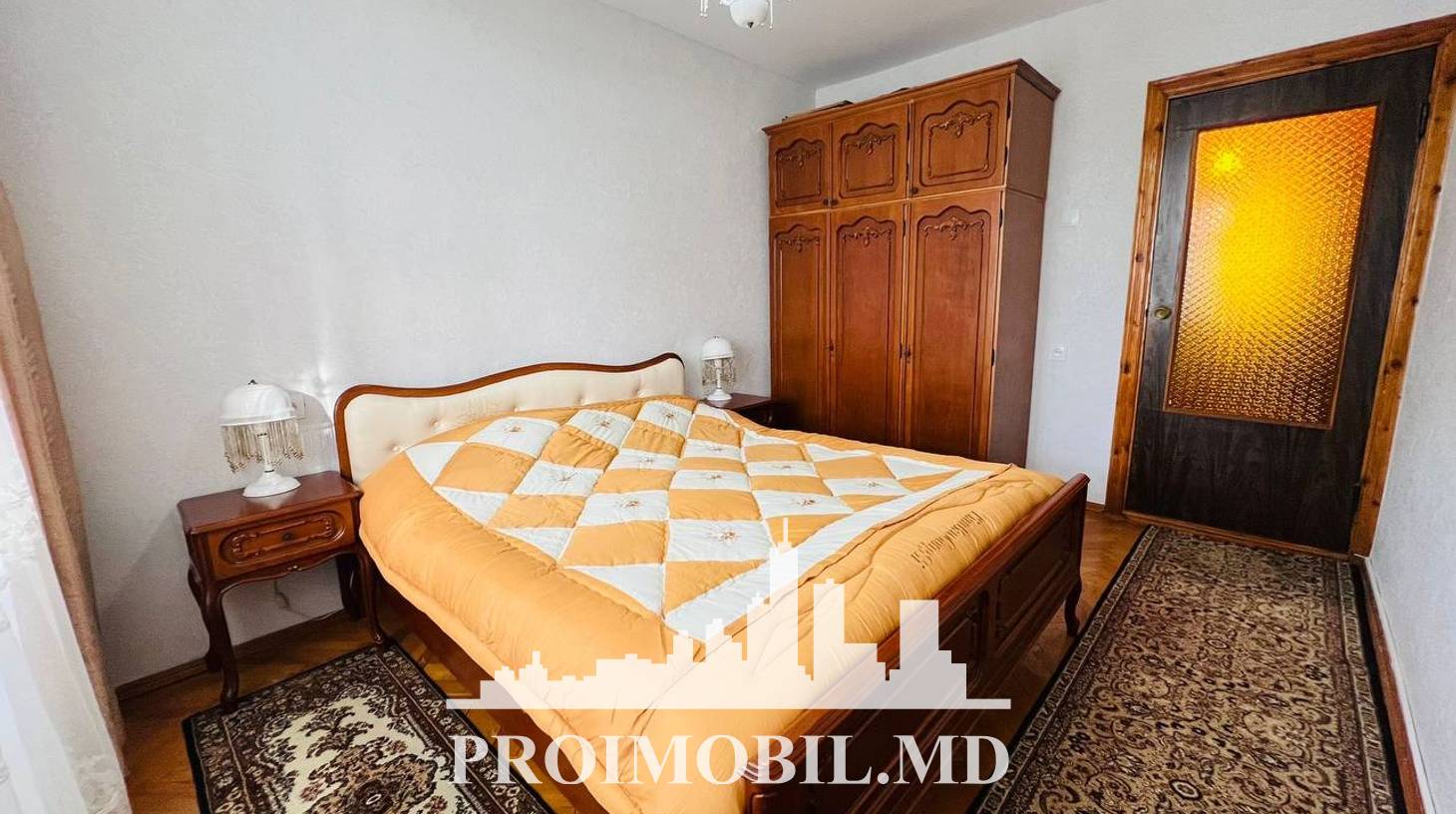 https://images.proimobil.md/2b8LOgBSo9tqXFpM-Mu0n2iISXrleVV6QvFR55VHwRw/watermark:0.75:so:0:30:0.39/resize:fill:1460:816:1/gravity:ce/bG9jYWw6Ly8vZXN0YXRlL2xyL2Y2ZjE5MjBhLTM3YTctNGI2Yi05NzhjLWEzOGU4ZmU1YzZiOC5qcGVn