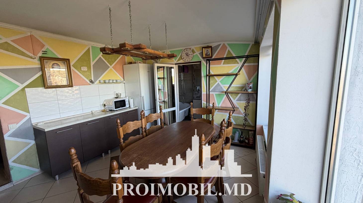 https://images.proimobil.md/2dQzY4a7gEuaPtIVMTMkdHZ_7ZY5Ncu-W8qAL0823SI/watermark:0.75:so:0:30:0.39/resize:fill:1460:816:1/gravity:ce/bG9jYWw6Ly8vZXN0YXRlL2xyL2RlMGNiMmZkLTAwOTgtNDM2Zi05ZTQwLTEyMGZlMWVmN2IzMy5qcGVn