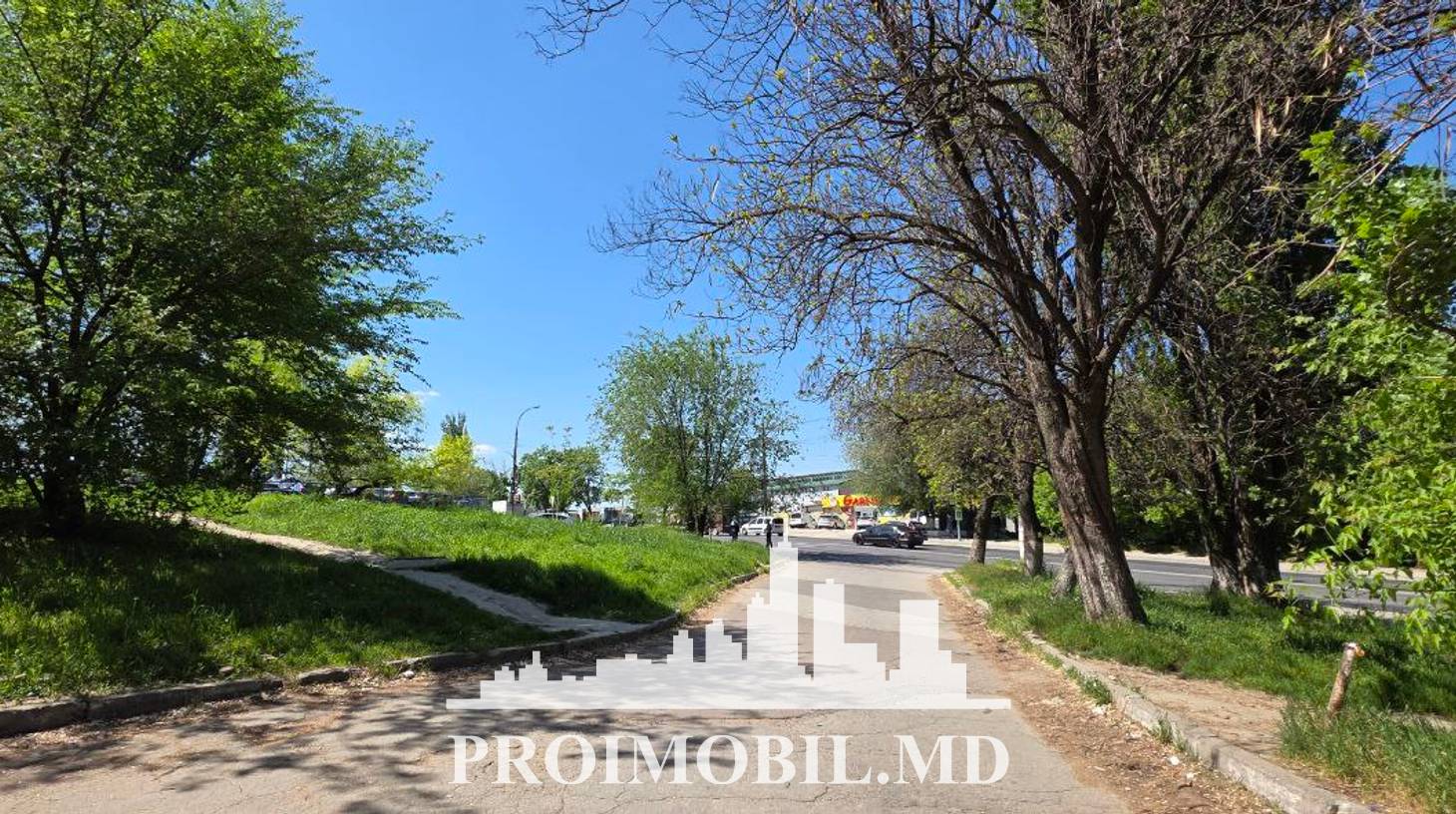 https://images.proimobil.md/2dX85tIEUqex5K3MYVCMYRYkNbwq0c_3HnAIHpBx50o/watermark:0.75:so:0:30:0.39/resize:fill:1460:816:1/gravity:ce/bG9jYWw6Ly8vZXN0YXRlL2xyLzI3ODBkOTNjLWJhZjQtNDJkYy1hODkwLWExOGM2MDk0ODYxNi5qcGVn