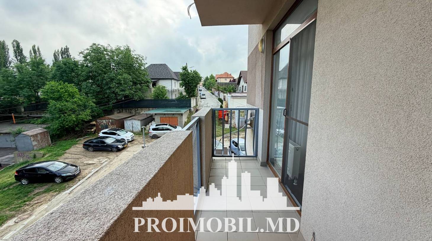 https://images.proimobil.md/2iKNOpjuJ68S82IKV4SvjaGNMlRqoQyniZsgXzfHgLM/watermark:0.75:so:0:30:0.39/resize:fill:1460:816:1/gravity:ce/bG9jYWw6Ly8vZXN0YXRlL2xyL2NiODMyMTI2LTMyYmYtNDg5Zi1iZTAwLTBiMzUwNGFmN2I1OS5qcGVn