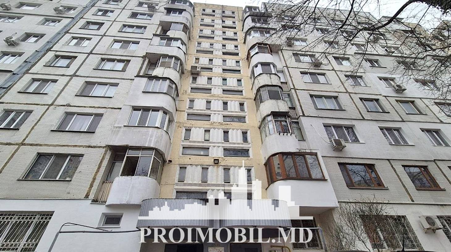 https://images.proimobil.md/2pSG5x8ZJM-WvJ4I1Peq7d89KyT30ie-6QRAISqIdG8/watermark:0.75:so:0:30:0.39/resize:fill:1460:816:1/gravity:ce/bG9jYWw6Ly8vZXN0YXRlL2xyLzZjZDMwNjg0LWUyZTQtNDQxMS1hN2NhLWM2Yzk4MmUzNmZmYi5qcGVn