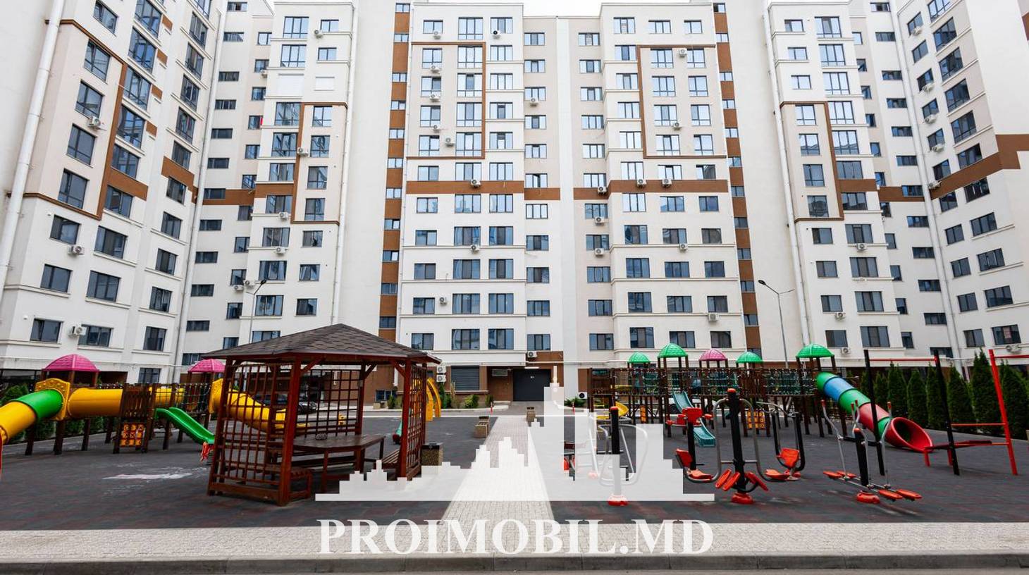https://images.proimobil.md/2rf4u0DEV6ZJ3nZNm7b6A5z3206VFTv40cZxW_Cw2RM/watermark:0.75:so:0:30:0.39/resize:fill:1460:816:1/gravity:ce/bG9jYWw6Ly8vZXN0YXRlL2xyL2NiNzY1MzNiLTkwNGMtNGZlMi05MjQwLTQzNmJiMjZmYTY4NC5qcGVn