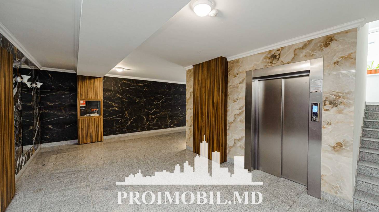 https://images.proimobil.md/2sftzX41Bni8J2Te-PfeZ8pBJE9PUzbpfSW-sbZTYKc/watermark:0.75:so:0:30:0.39/resize:fill:1460:816:1/gravity:ce/bG9jYWw6Ly8vZXN0YXRlL2xyLzUzZGU0M2Q2LTQxODUtNGM5OC1iOGUyLTI2ZWMyNjM5MzRkMi5qcGVn