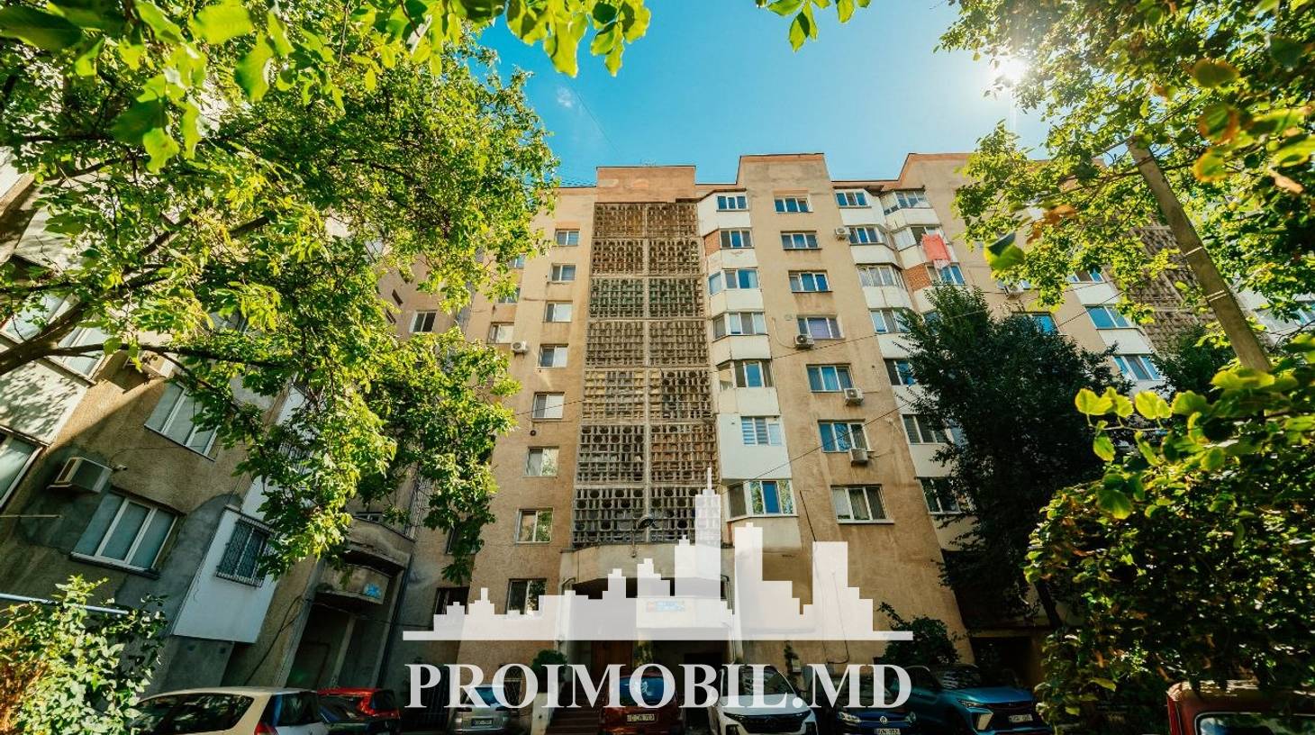 https://images.proimobil.md/2twl_lGwCrDXcFtZoqZskyOu5tNiqeGavOh5Uq7QSOM/watermark:0.75:so:0:30:0.39/resize:fill:1460:816:1/gravity:ce/bG9jYWw6Ly8vZXN0YXRlL2xyLzNjNDY2ZGQ5LTU3OTctNDRjMS1iNDRhLWRlOTdiMWMwNzUyOC5qcGVn