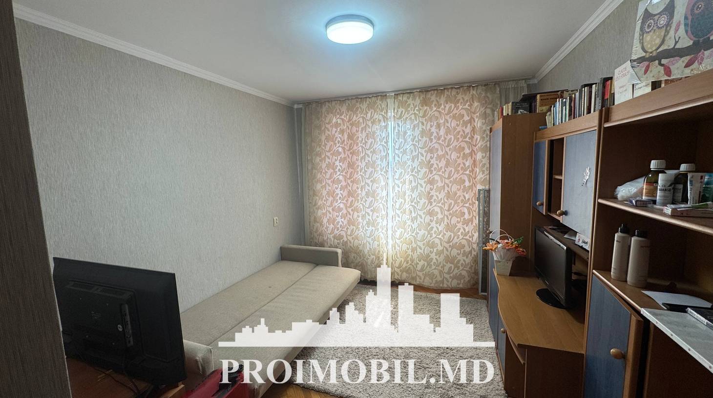 https://images.proimobil.md/2u_TxVe1cb9FZ9a9tq0R_P36CgJfdq7smH6vER1u6q8/watermark:0.75:so:0:30:0.39/resize:fill:1460:816:1/gravity:ce/bG9jYWw6Ly8vZXN0YXRlL2xyLzQ5MjlmY2U0LTJiMmQtNDZhOC1hMzQ0LWEyNWQwZmRhZjgwNy5qcGVn