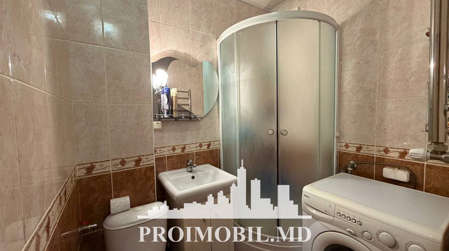 https://images.proimobil.md/2uaYuDLr0cFe9zPHvhUHF7Z_2KZsCuxlAP5Sq229qhE/watermark:0.75:so:0:30:0.39/resize:fill:1460:816:1/gravity:ce/bG9jYWw6Ly8vZXN0YXRlL2xyLzYwYTBmMjI1LTNhOWUtNDY1YS05MTkxLTg2OTQ5ZTg0NTVlOC5qcGVn