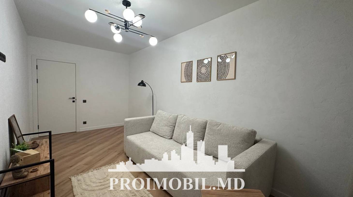 https://images.proimobil.md/2xBt581ky7rQzXWxq_JmJkRfjhKCS6dpylyxdQaYAGQ/watermark:0.75:so:0:30:0.39/resize:fill:1460:816:1/gravity:ce/bG9jYWw6Ly8vZXN0YXRlL2xyL2E1NTkxOTQ1LTUxMDUtNGYzNi1iYjk2LWRkYWQxNDllYmFlZi5qcGVn