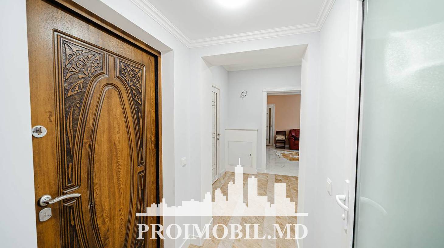 https://images.proimobil.md/31imivoEZJy37Z71xPJcF5V6woQwufZc5xwdhX2sFuw/watermark:0.75:so:0:30:0.39/resize:fill:1460:816:1/gravity:ce/bG9jYWw6Ly8vZXN0YXRlL2xyLzUxZDlmMmVmLTYzYzctNDIxNy1hNGM4LWQ4ZmIxMGI1MmY0NC5qcGVn