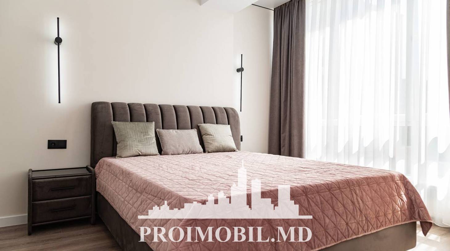 https://images.proimobil.md/33EnnsXpkmxEPVlhZh51EbL5JfJj6o8NVxWmNYHg_XE/watermark:0.75:so:0:30:0.39/resize:fill:1460:816:1/gravity:ce/bG9jYWw6Ly8vZXN0YXRlL2xyLzZiYTIzMTBhLWJmMWMtNGU3NC05NzRkLTRhMjE0OWIzNmNjYy5qcGVn