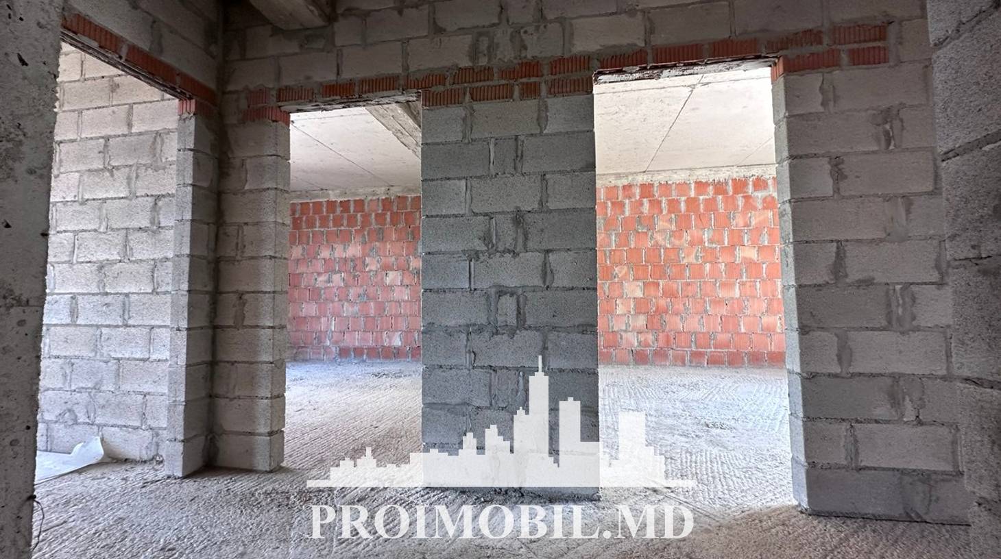 https://images.proimobil.md/35WI1tywidWy3nGh2luqS25LfrBbCHcHhNI-aBq8vCw/watermark:0.75:so:0:30:0.39/resize:fill:1460:816:1/gravity:ce/bG9jYWw6Ly8vZXN0YXRlL2xyL2VhOGE1NDU5LTVhMWYtNDMyYS1iM2YxLTA0ZmI1ODg0ODRhMy5qcGVn