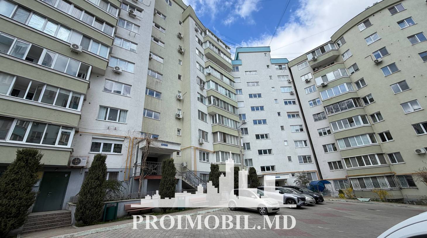 https://images.proimobil.md/35kG7fl1Q3apMtPqjz5eXehftGAYCp-5HtMvnBGnR0s/watermark:0.75:so:0:30:0.39/resize:fill:1460:816:1/gravity:ce/bG9jYWw6Ly8vZXN0YXRlL2xyLzc4ODllMGZmLTVlNjktNDg2ZS04NDg0LWQ4MWE4MjNmNjFjYS5qcGVn