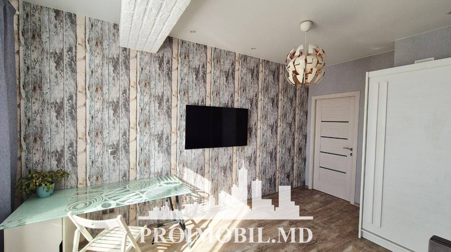 https://images.proimobil.md/36KNrq77gxMFqfFobsJrHbgqeJRgVJtW8Lsr9jGVnG4/watermark:0.75:so:0:30:0.39/resize:fill:1460:816:1/gravity:ce/bG9jYWw6Ly8vZXN0YXRlL2xyL2Y0OThiNGMxLTMzNWItNDJiYy1hM2ExLTEyMWU0NDhkNTE4Ny5qcGVn