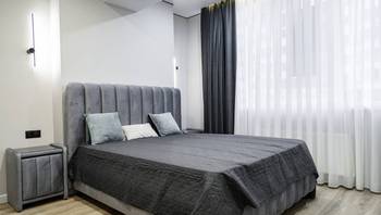 https://images.proimobil.md/3BtyoE-oXA75S5PVQ20IMDfhBpVj5bIqnHDO1PgxZGo/resize:fill:350:198:1/gravity:ce/bG9jYWw6Ly8vZXN0YXRlL2xyL2FhNjg2ZTBjLWM0NjgtNDk3Yy1hMTAwLTE2NGNhYjMyNWUzYi5qcGVn