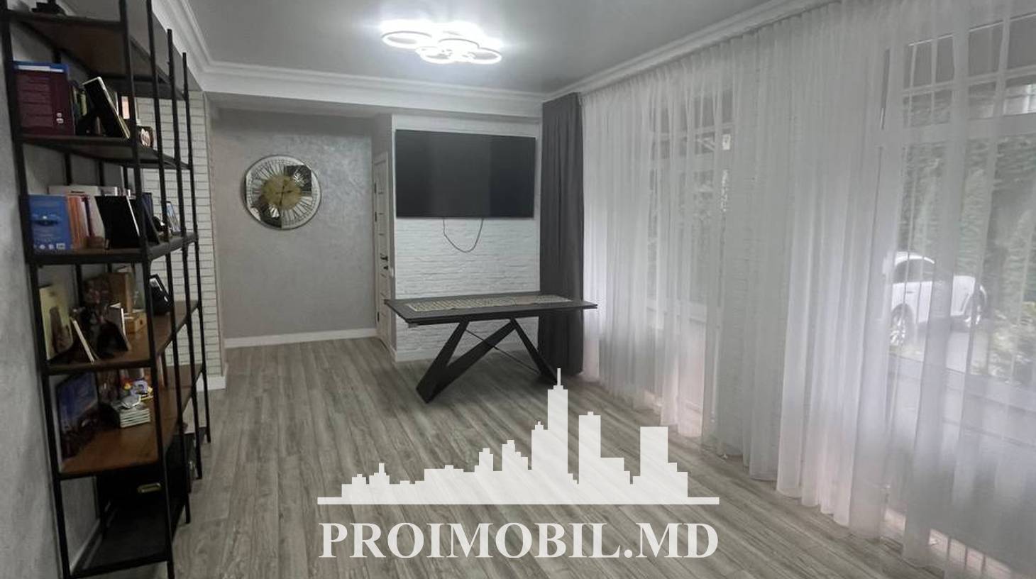 https://images.proimobil.md/3F21bB2zmHOh8u0DVeqFHIFlFA7RG9Mjsf2T2C_JwWo/watermark:0.75:so:0:30:0.39/resize:fill:1460:816:1/gravity:ce/bG9jYWw6Ly8vZXN0YXRlL2xyLzk3MmU3OGQ0LTFmYWUtNDNiZi04ZTUwLTA4M2NjOTU1MDY5ZC5qcGVn