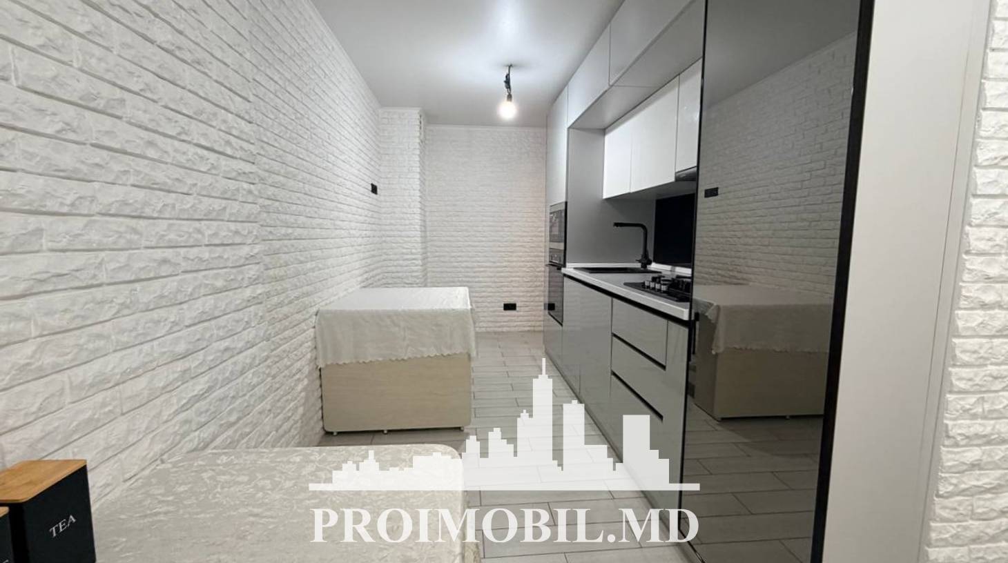 https://images.proimobil.md/3Iy5stdbCearlT2uGrx7AsyR8Dy384qOAjXSXQazv4o/watermark:0.75:so:0:30:0.39/resize:fill:1460:816:1/gravity:ce/bG9jYWw6Ly8vZXN0YXRlL2xyLzI4M2QxNDZmLTgwMjEtNGFhYS05ZGZmLTI5NzkxZDBkMDI2Ny5qcGVn