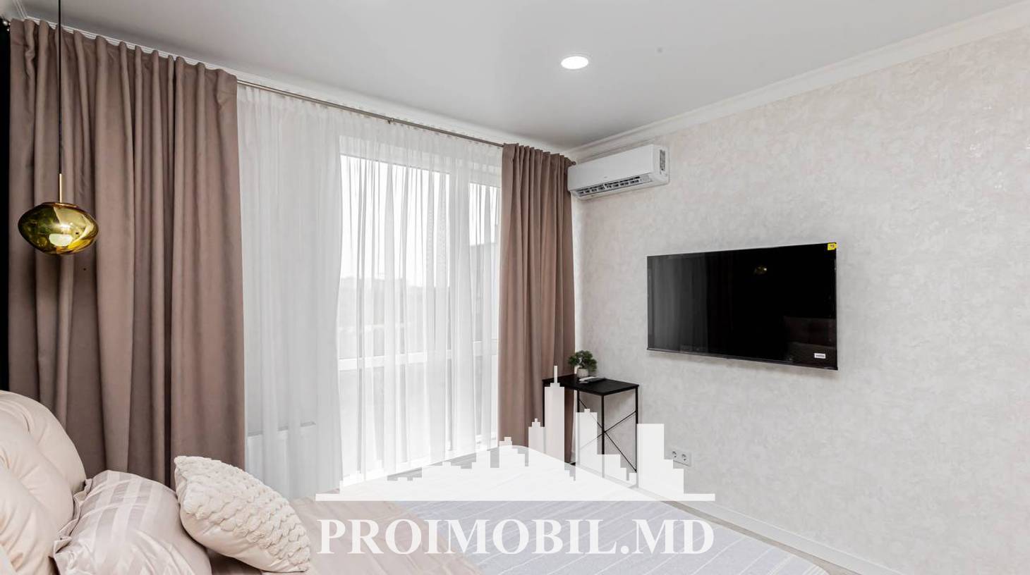 https://images.proimobil.md/3P8OaO6hzKtCNBQHfNf0vWNLU0n_2TOUUOCJaMUP83c/watermark:0.75:so:0:30:0.39/resize:fill:1460:816:1/gravity:ce/bG9jYWw6Ly8vZXN0YXRlL2xyLzk0ODJmNWRlLTdhMTYtNDI2Ni1hNmRlLTg2YThjNzlhZGQ1OC5qcGVn