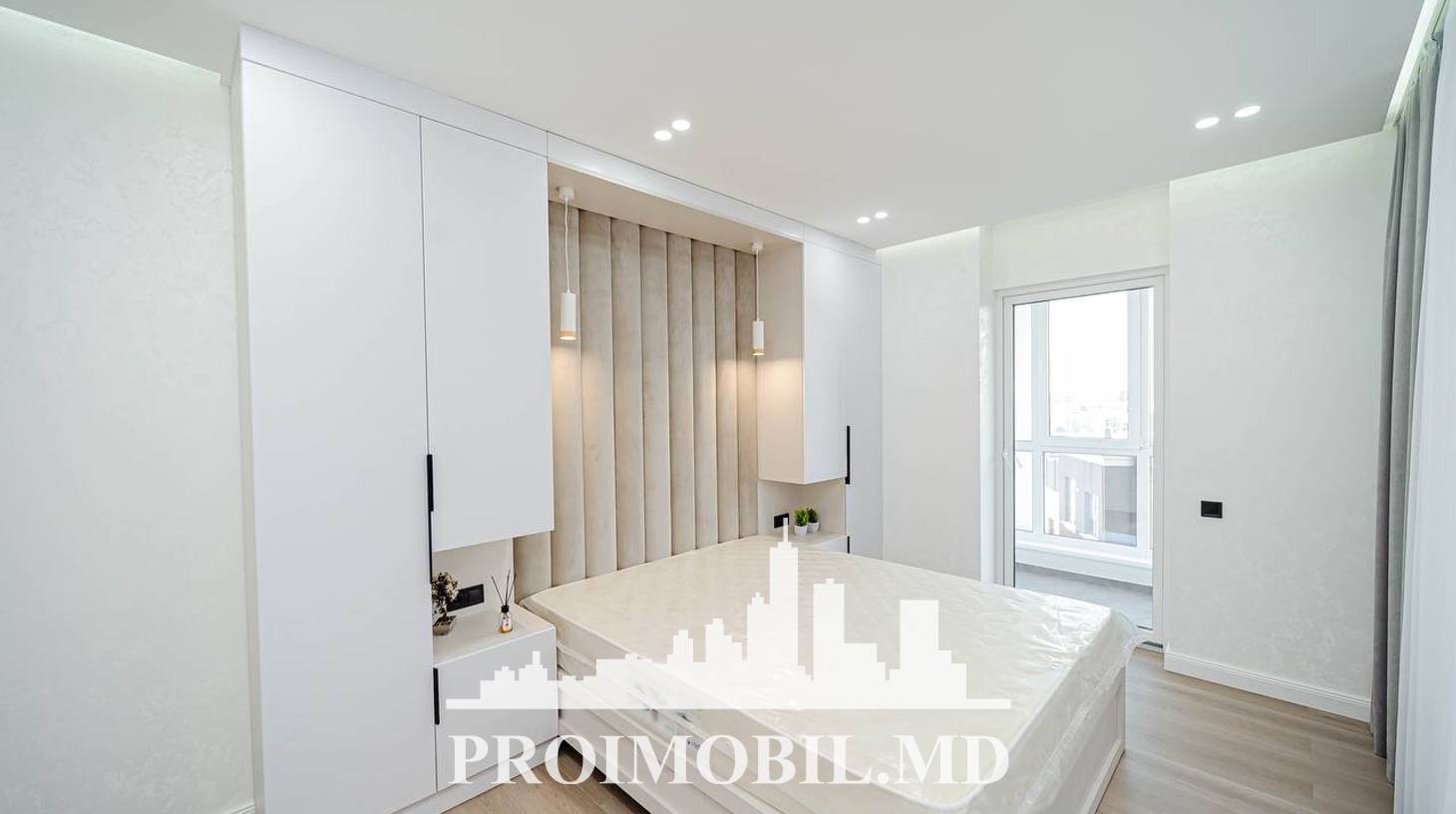 https://images.proimobil.md/3QuOZe2UJ190e96NurI2-vjGYywlzg8WBzEF_xajOzQ/watermark:0.75:so:0:30:0.39/resize:fill:1460:816:1/gravity:ce/bG9jYWw6Ly8vZXN0YXRlL2xyL2VkYWIwYzYwLWRlYjQtNDdiMy04ODFlLWQxNzM4ZThhYTEyNi5qcGVn