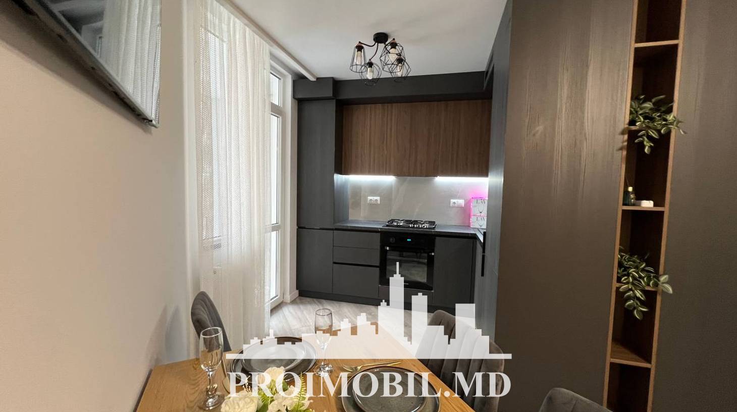 https://images.proimobil.md/3S-r1a5Z1ntHB_6TByKYd2K_A3mqpswTegW2CE9yXJc/watermark:0.75:so:0:30:0.39/resize:fill:1460:816:1/gravity:ce/bG9jYWw6Ly8vZXN0YXRlL2xyL2U4ODQwMzQ0LTE0NGUtNGYwMS1hNDhiLWNhZDNhZTFhMDRlZi5qcGVn